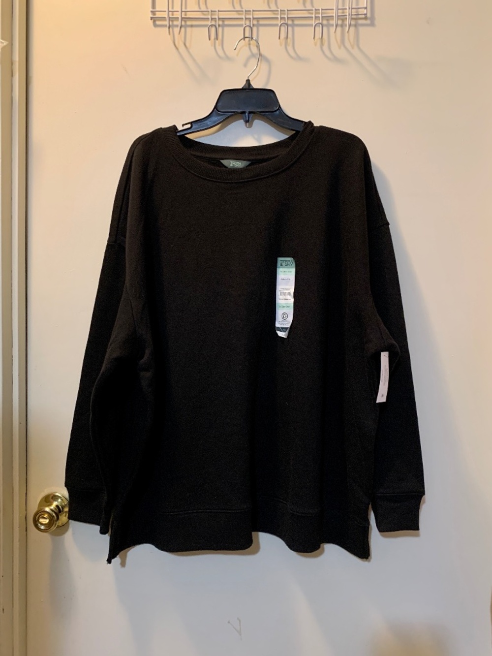 Terra & Sky Black Fleece Sweatshirt - New With Tags